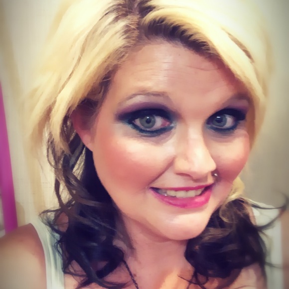 Not a new posher, I’m Rachel new updated account! - Picture 1 of 1